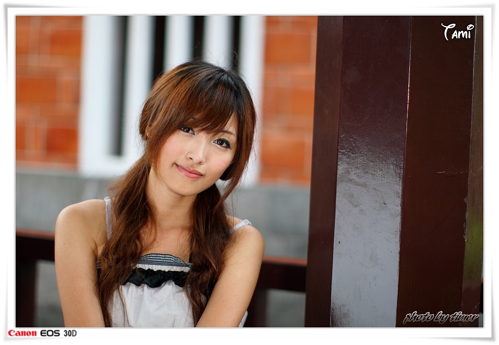 台湾清纯美女-Tami-兒童育樂中心外拍